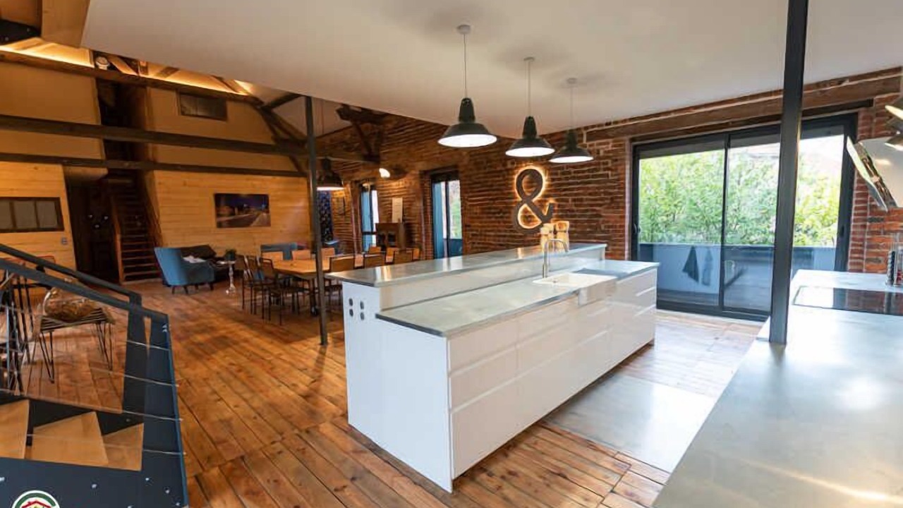 Photo of Others in Epernay