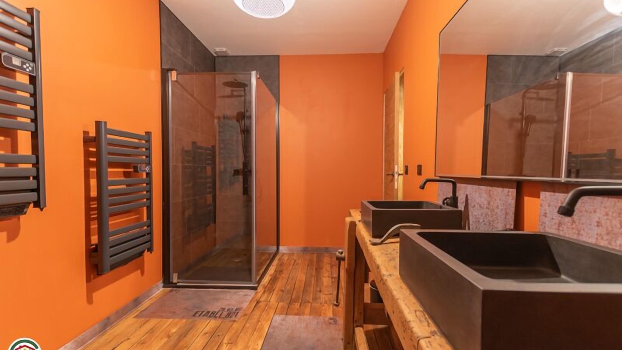 Photo of Bathroom in Epernay