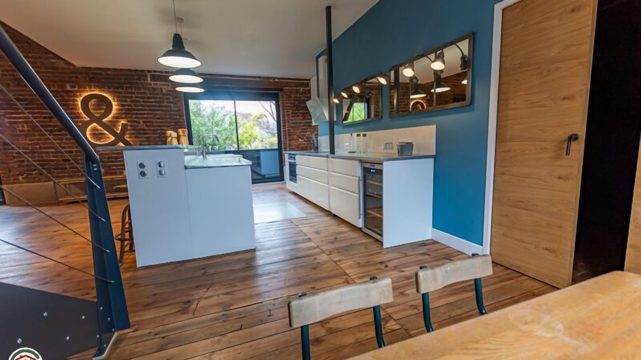 Photo of Others in Epernay