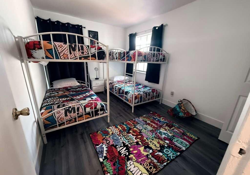 Photo of Bedroom in Oak Ridge