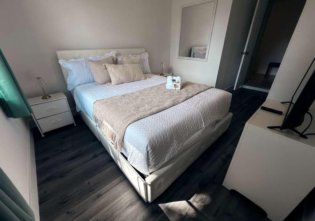 Photo of Bedroom in Oak Ridge