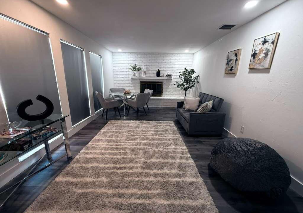 Photo of Others in Oak Ridge