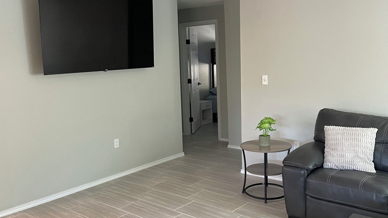 Photo of Livingroom in Gatesville