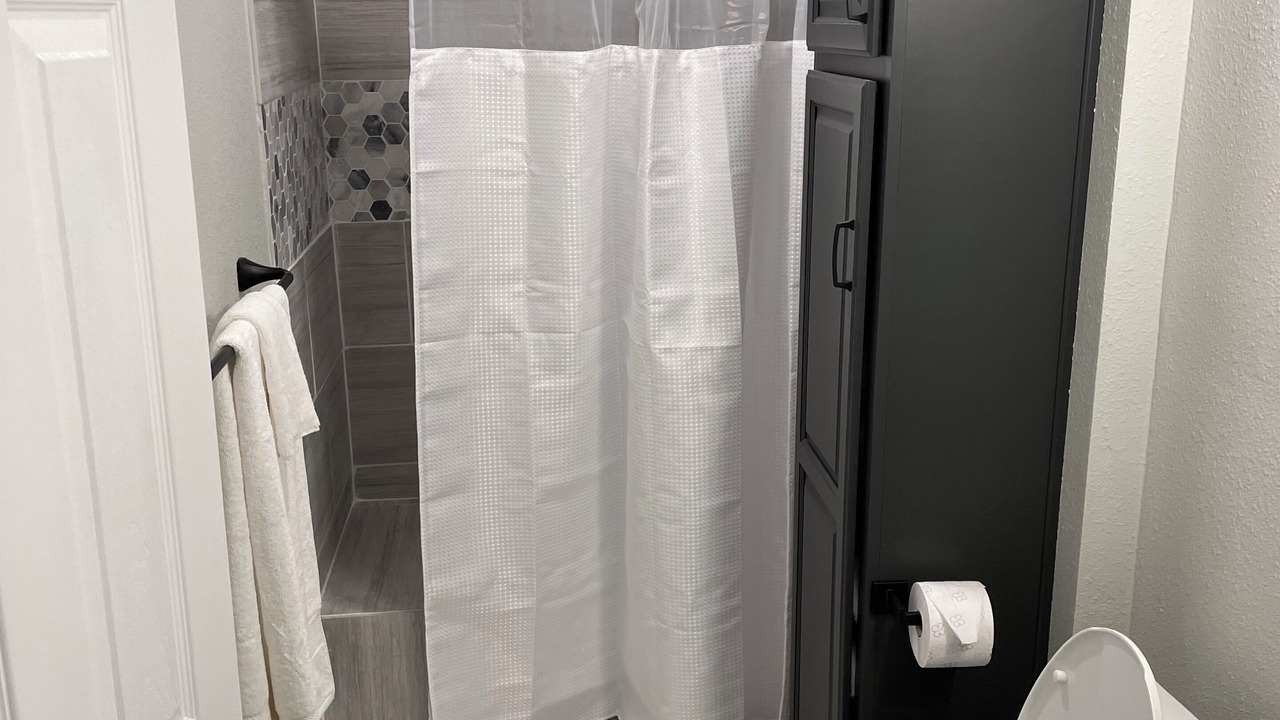 Photo of Bathroom in Gatesville