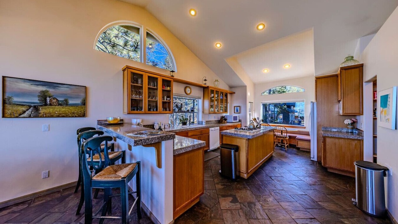Photo of Kitchen in Tahoe Meadows