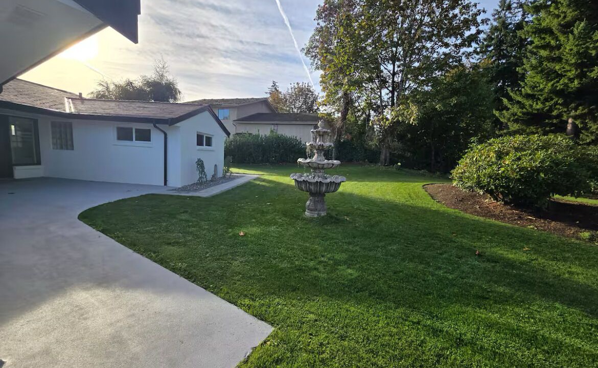Photo of Outdoor in SeaTac