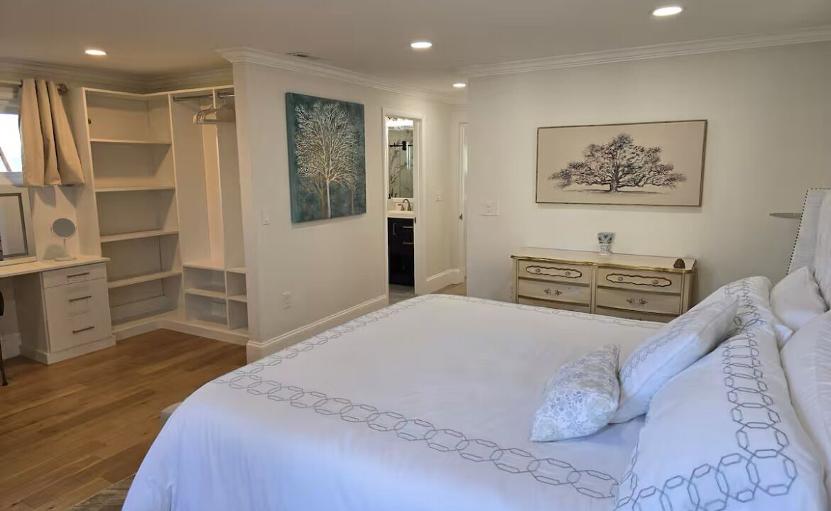 Photo of Bedroom in SeaTac