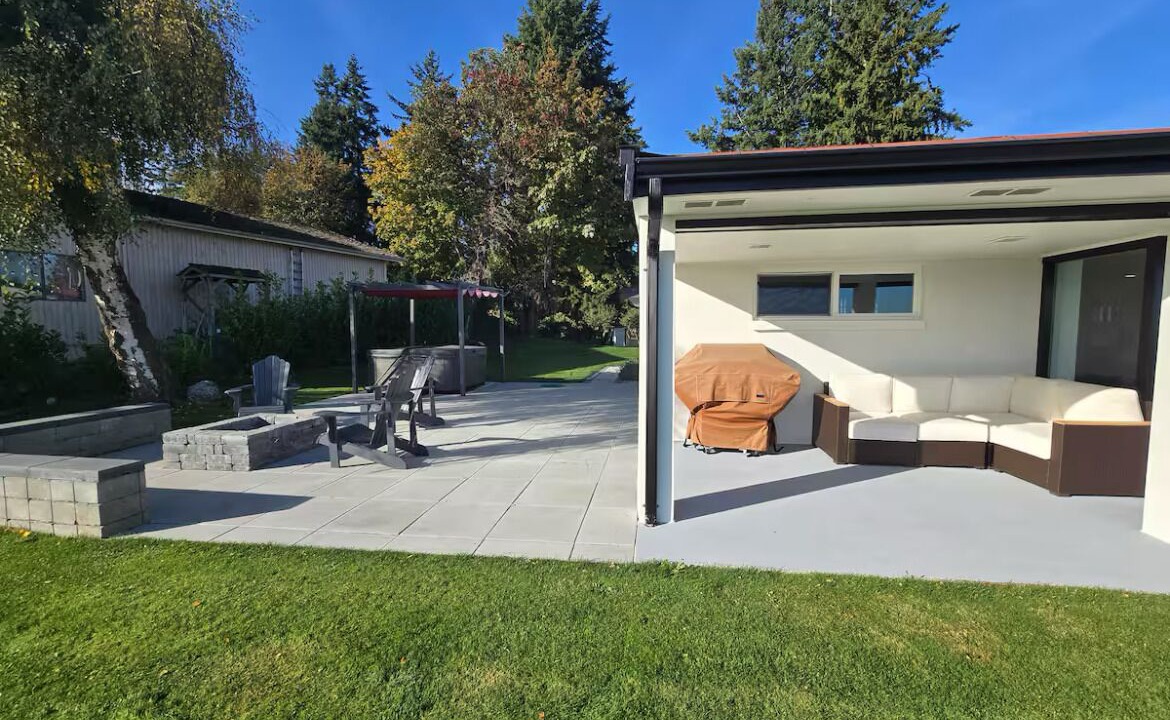 Photo of Patio Balcony in SeaTac
