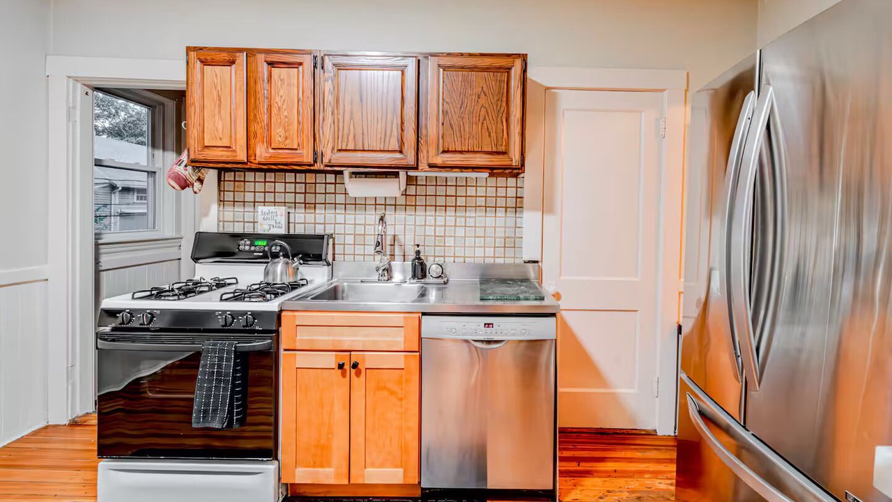 Photo of Kitchen in High Street Hill