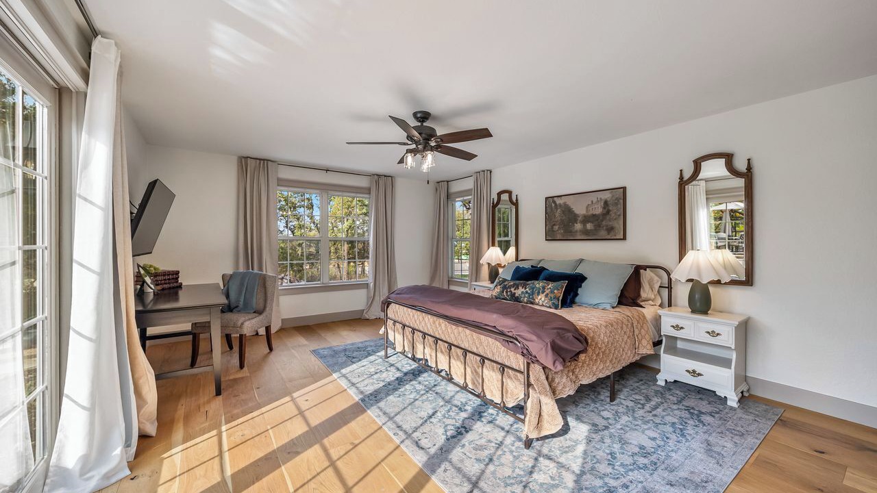 Photo of Bedroom in Westlake