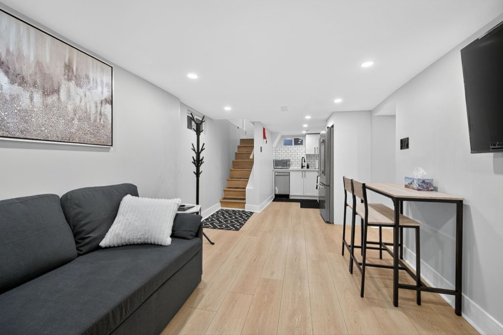 Photo of Livingroom in Brantford