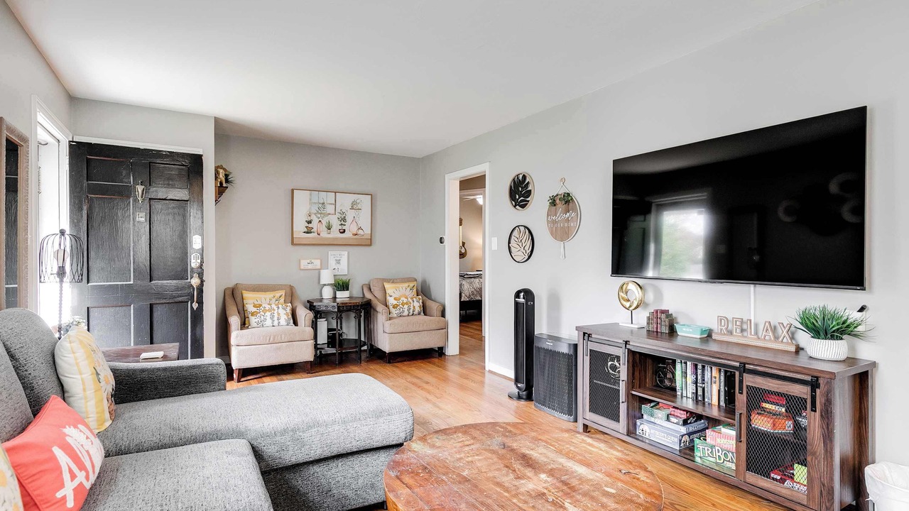 Photo of Livingroom in Richmond