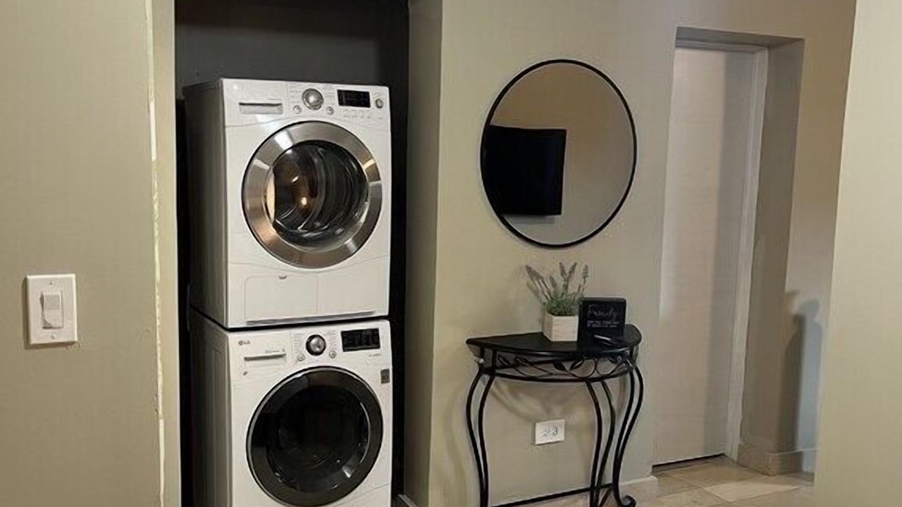 Photo of Bedroom in North Miami Beach
