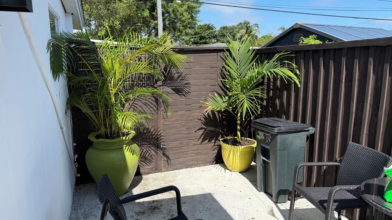 Photo of Patio Balcony in North Miami Beach