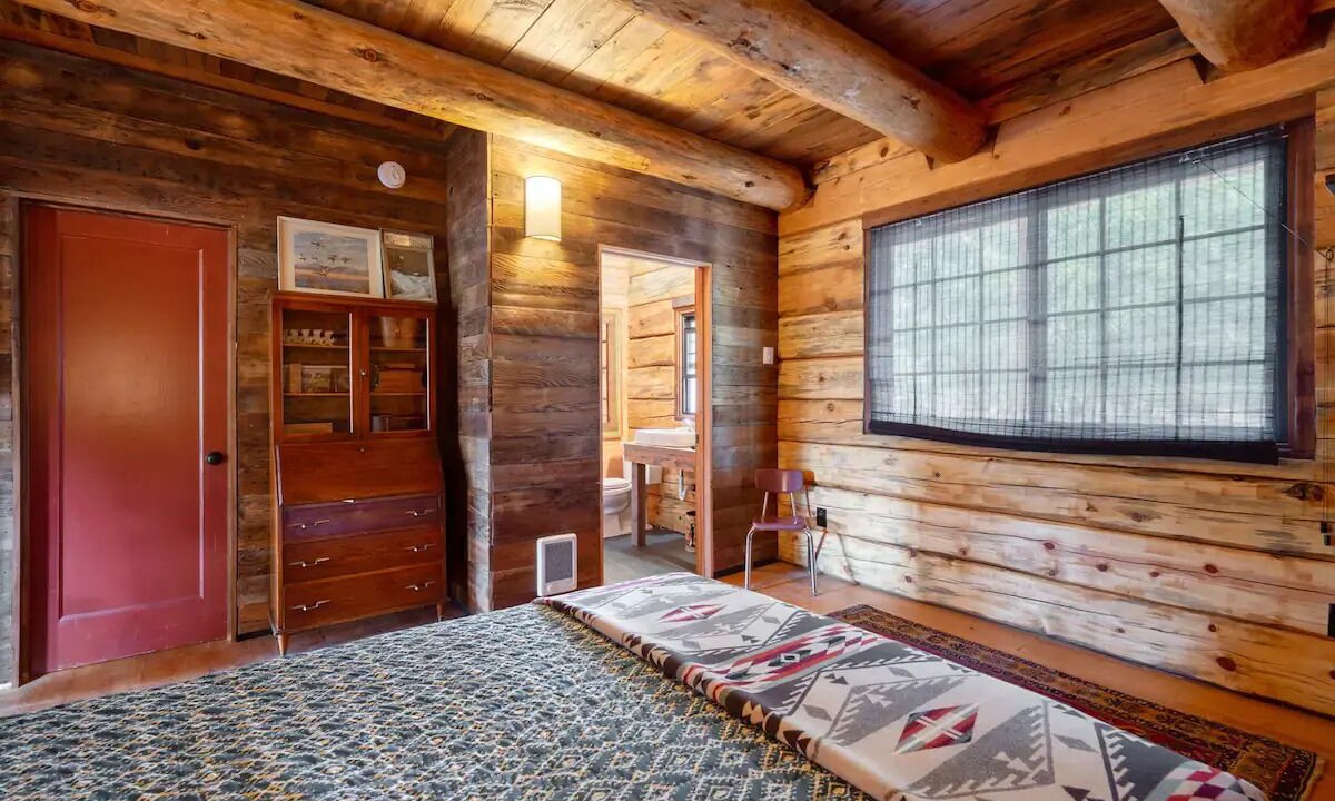 Photo of Bedroom in Tygh Valley