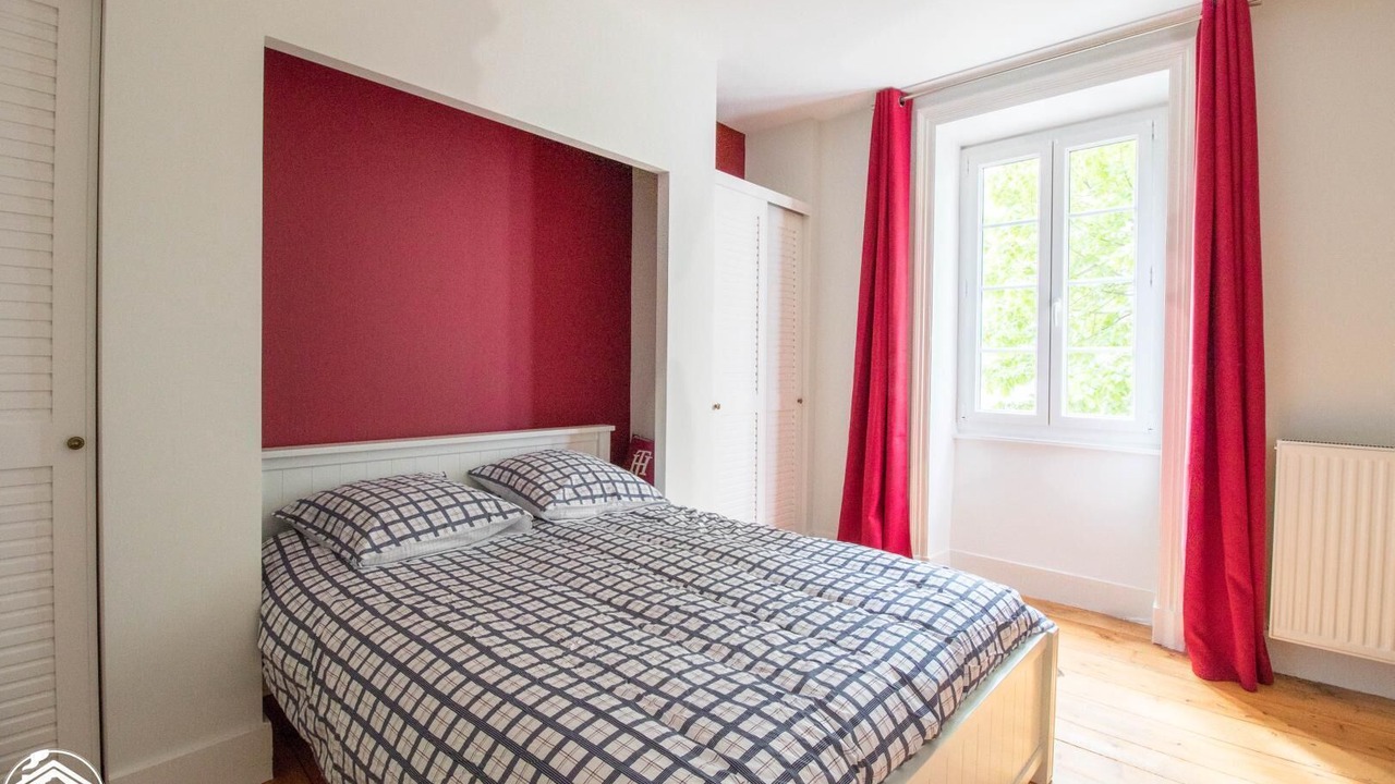 Photo of Bedroom in Montpeyroux