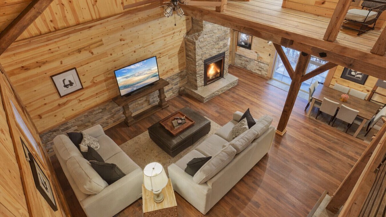Photo of Livingroom in McArthur