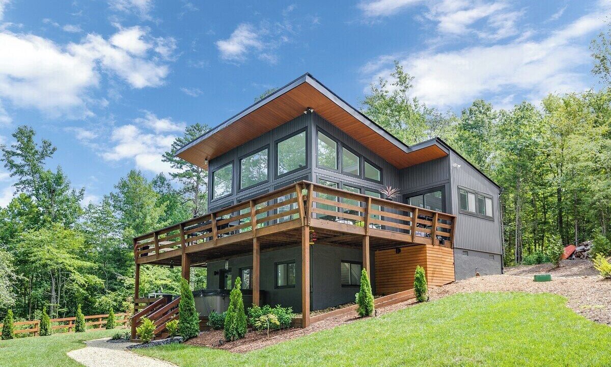 Photo of Outdoor in Leasburg