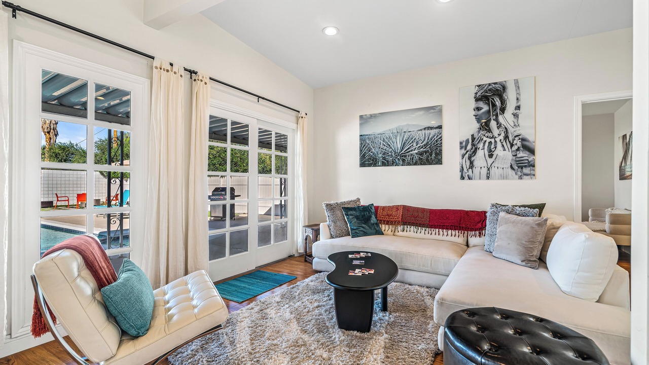 Photo of Livingroom in Araby Commons