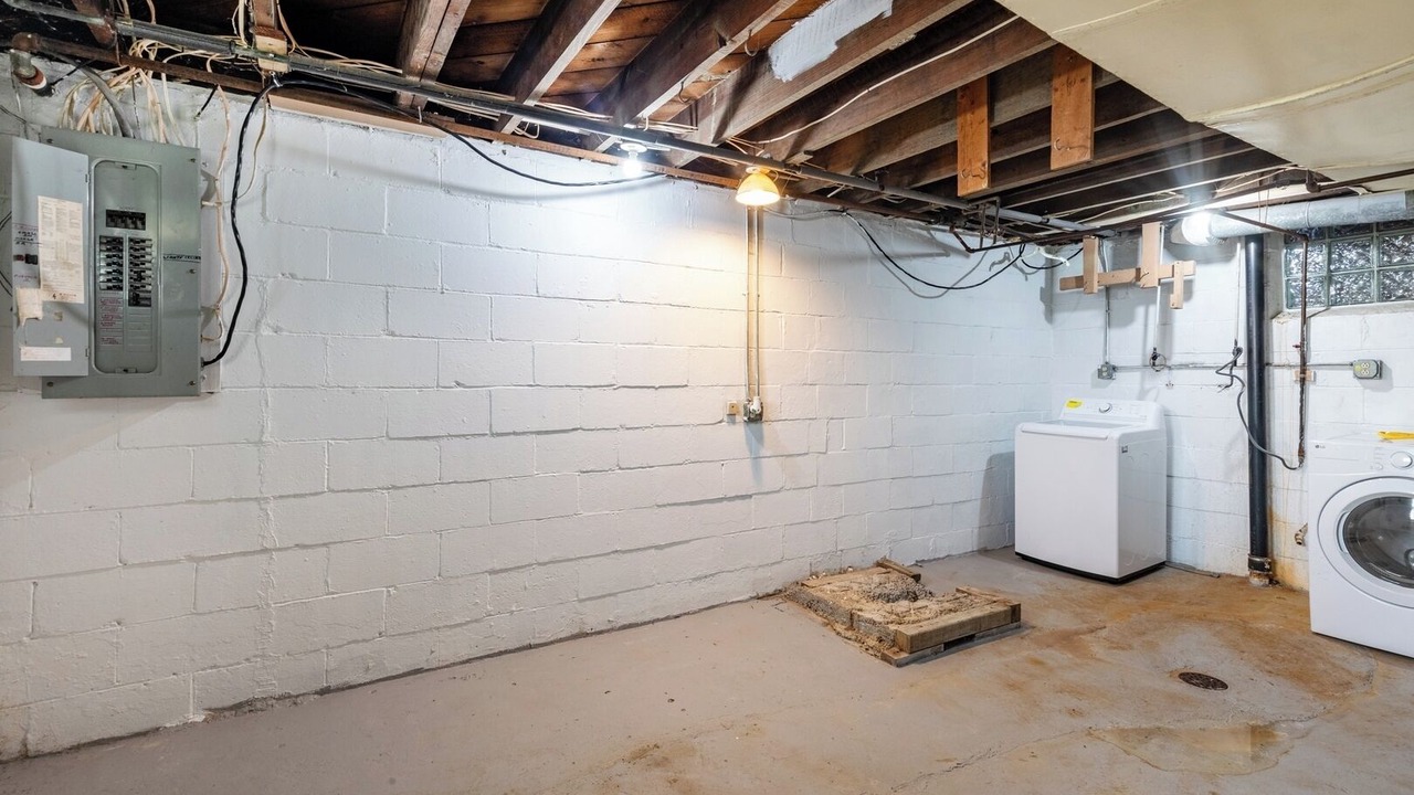 Photo of Others in Forest Hills