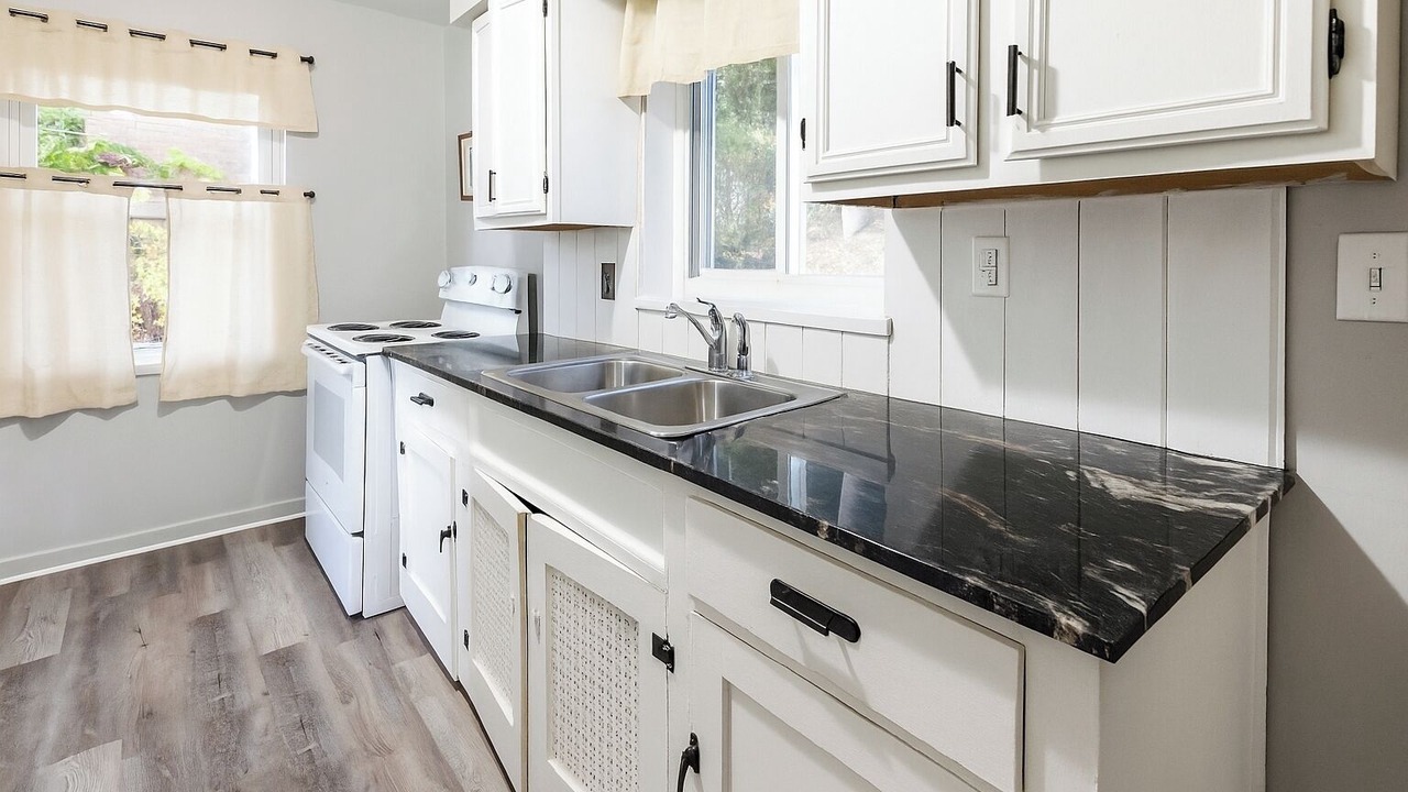 Photo of Kitchen in Forest Hills