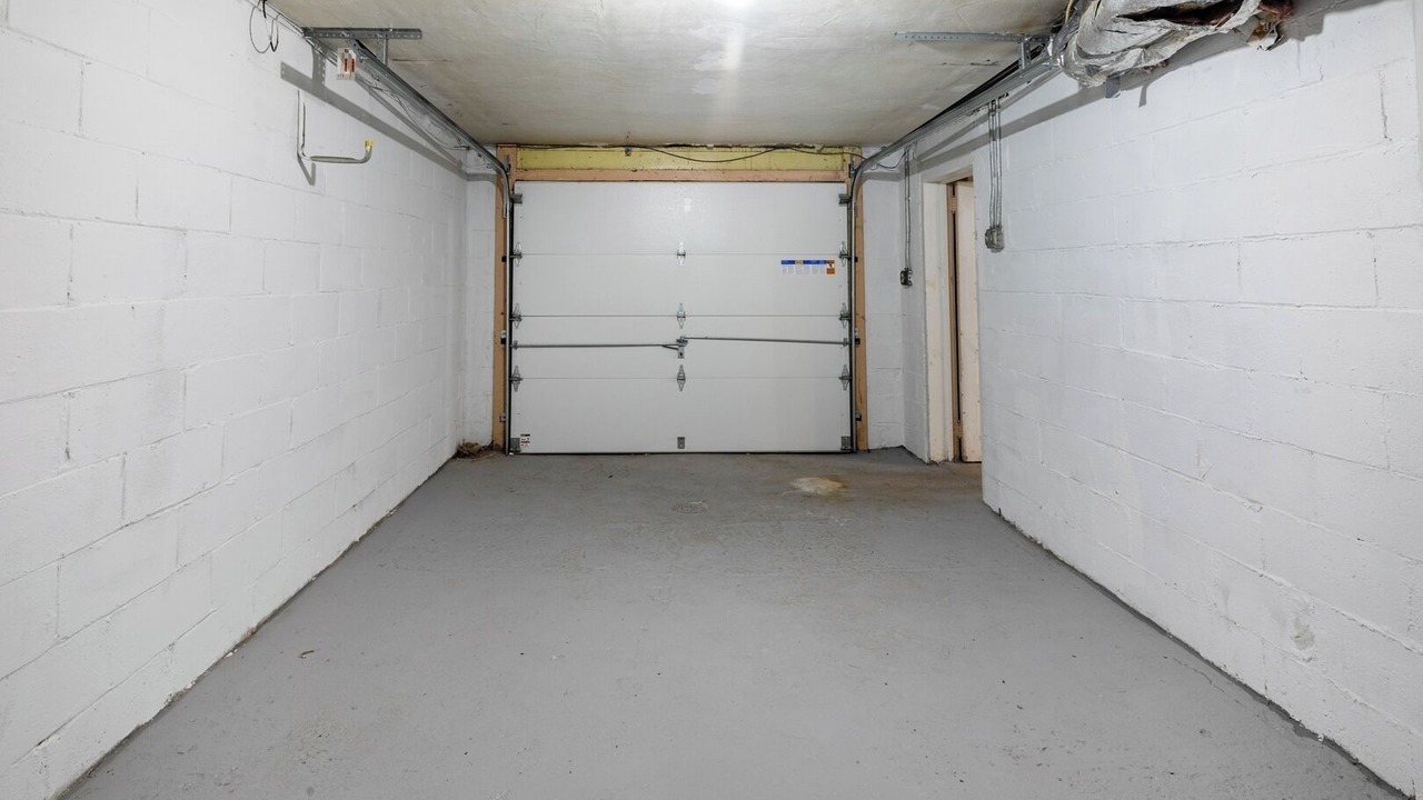 Photo of Others in Forest Hills