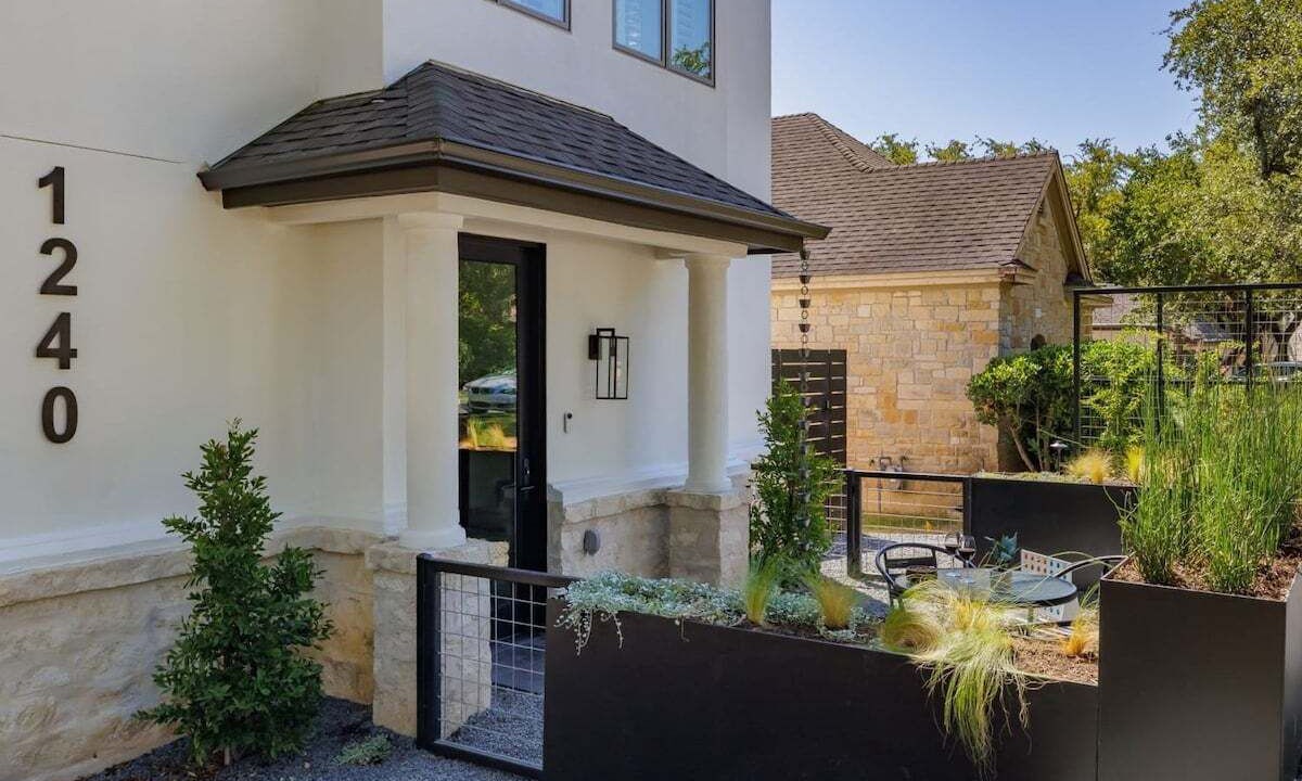 Photo of Outdoor in Treemont