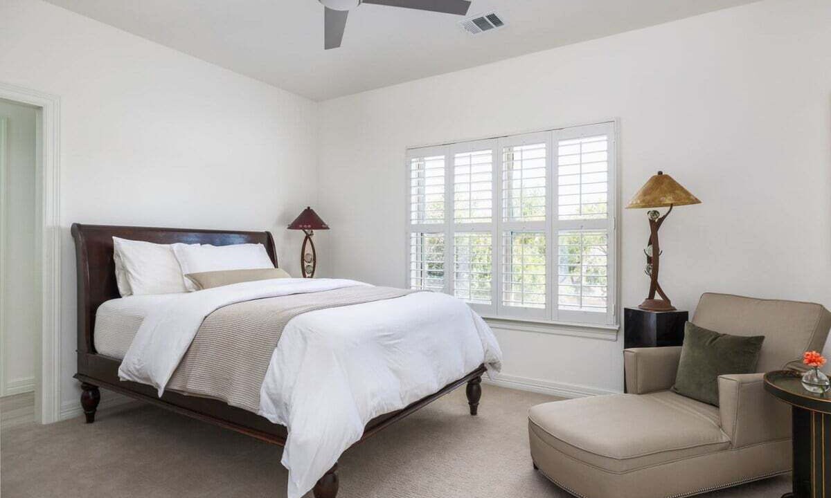 Photo of Bedroom in Treemont