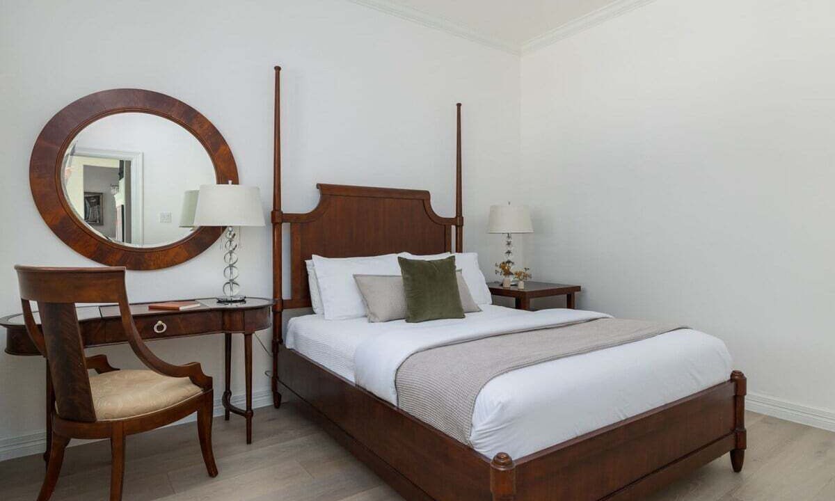 Photo of Bedroom in Treemont