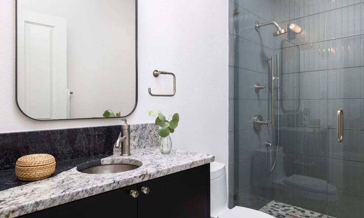 Photo of Bathroom in Treemont