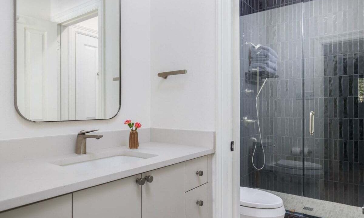 Photo of Bathroom in Treemont