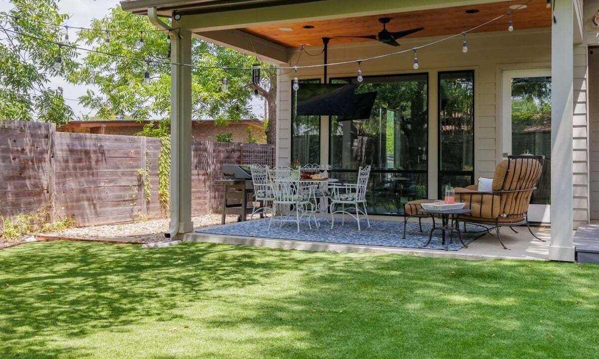 Photo of Outdoor in Barton Hills