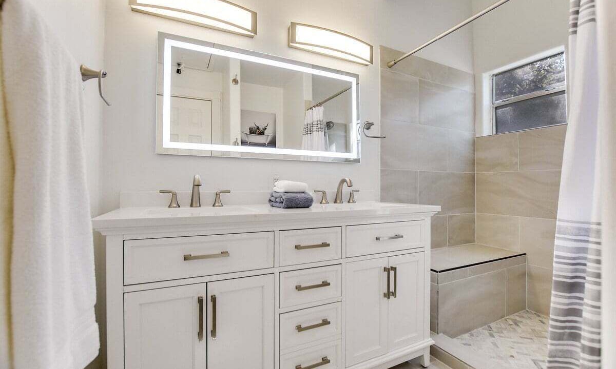 Photo of Bathroom in Bouldin