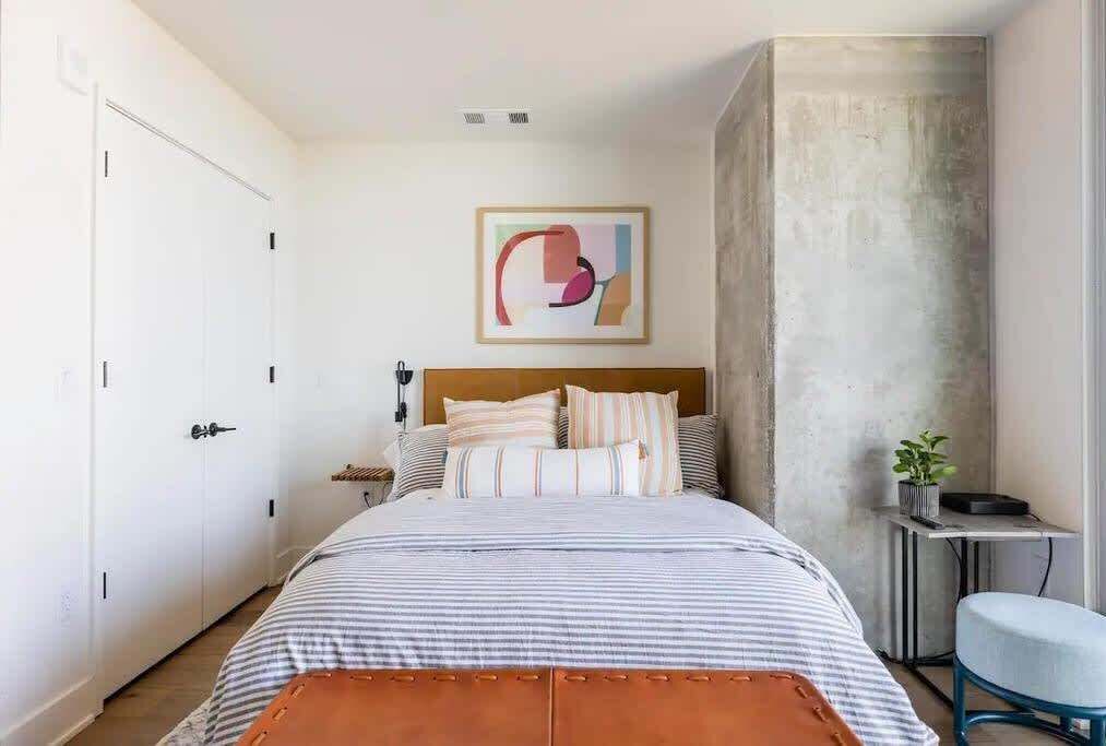 Photo of Bedroom in Rainey Street Historic District