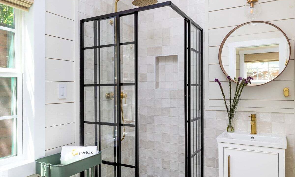 Photo of Bathroom in Govalle