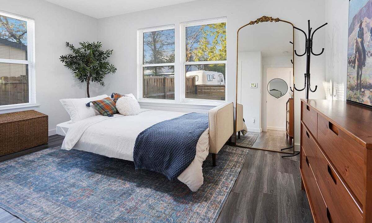 Photo of Bedroom in MLK