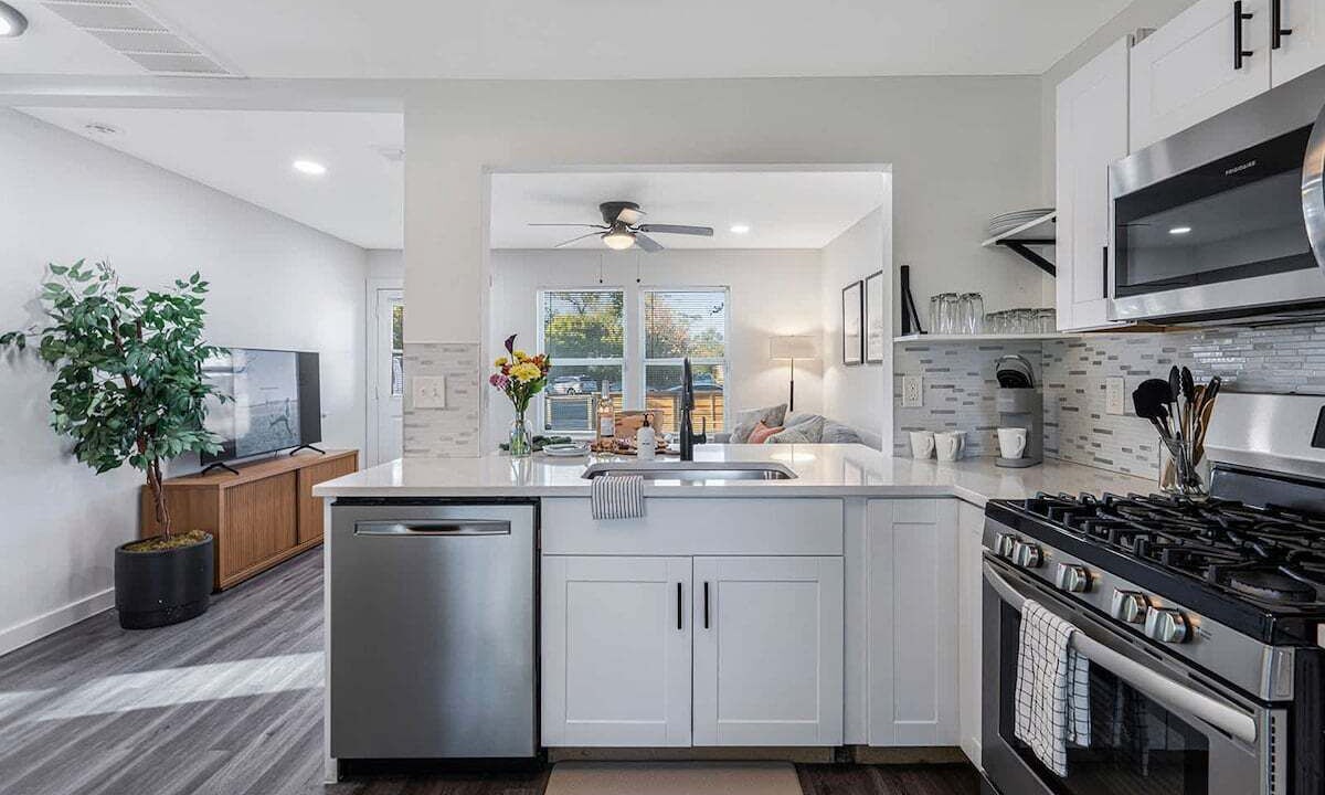 Photo of Kitchen in MLK