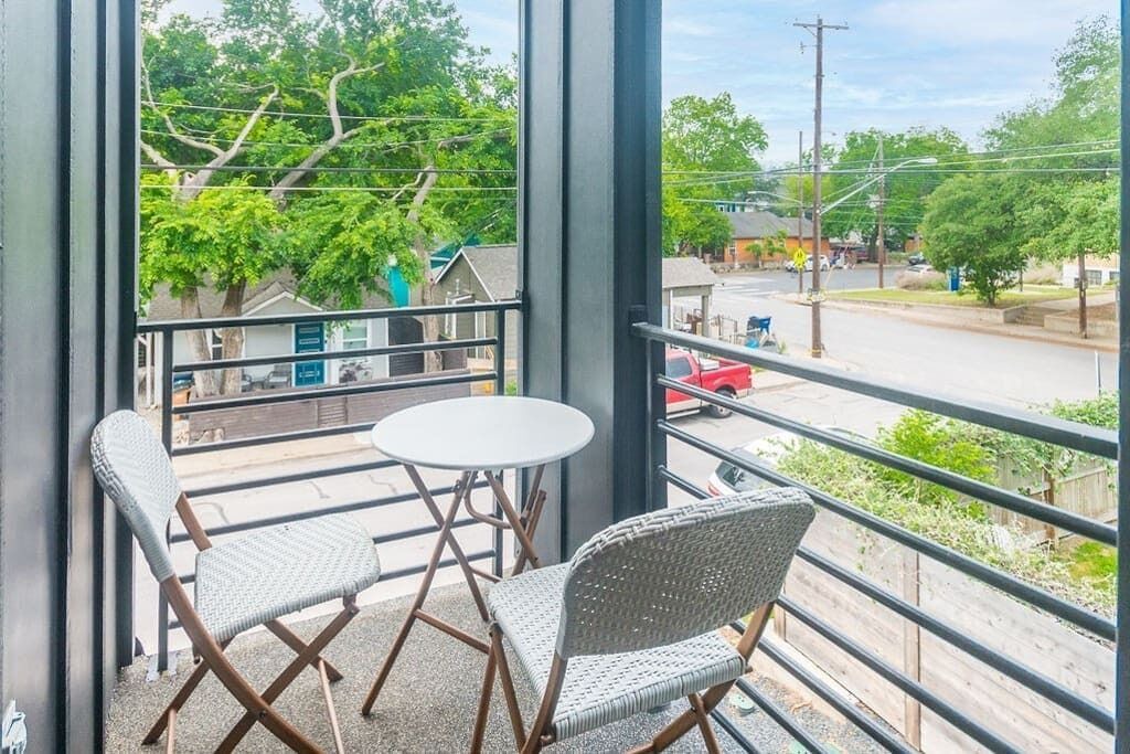 Photo of Patio Balcony in Holly