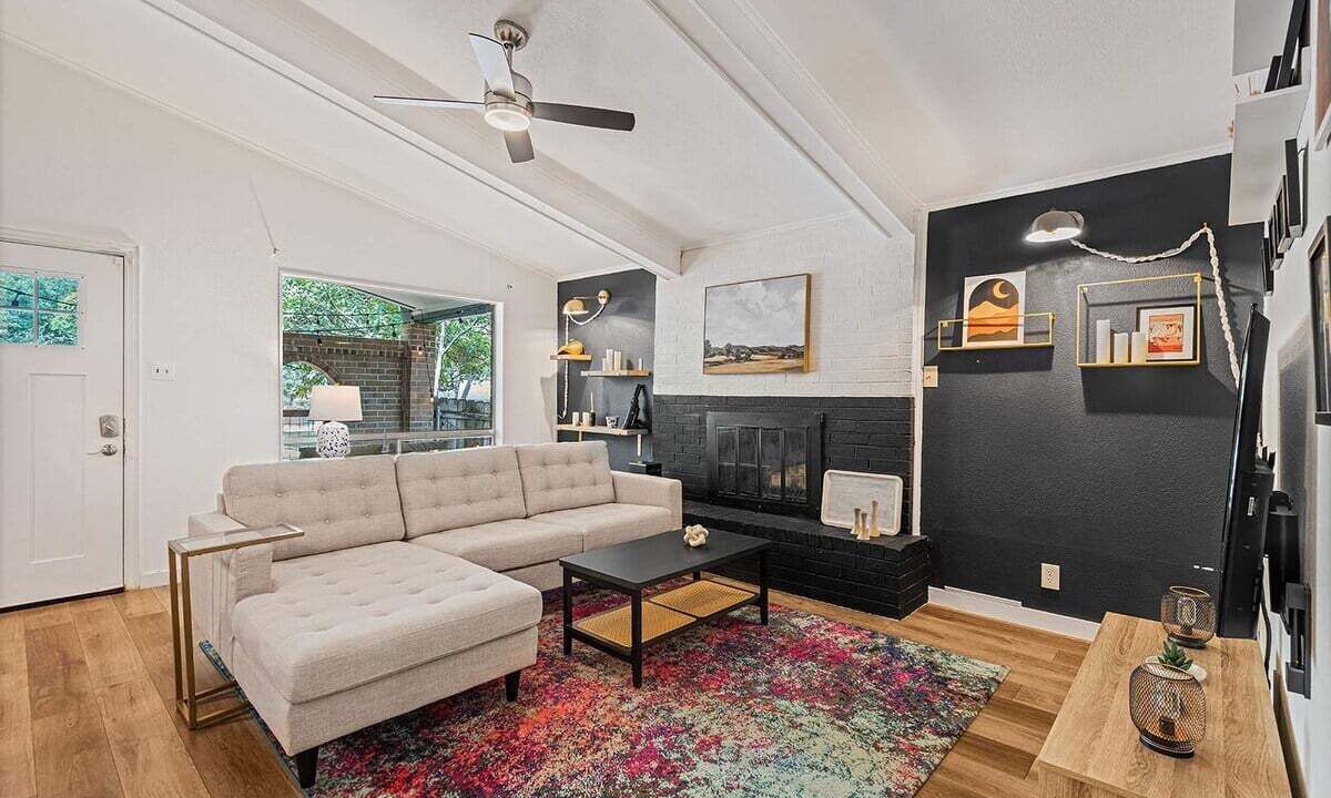 Photo of Bedroom in Barton Hills