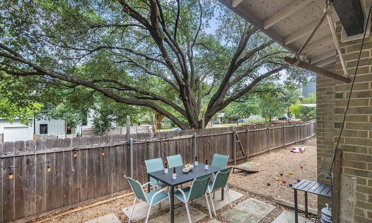 Photo of Outdoor in Barton Hills