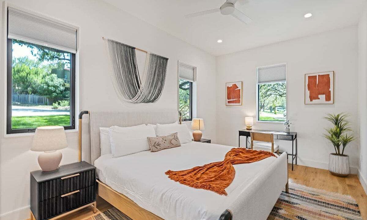 Photo of Bedroom in Apache Shores