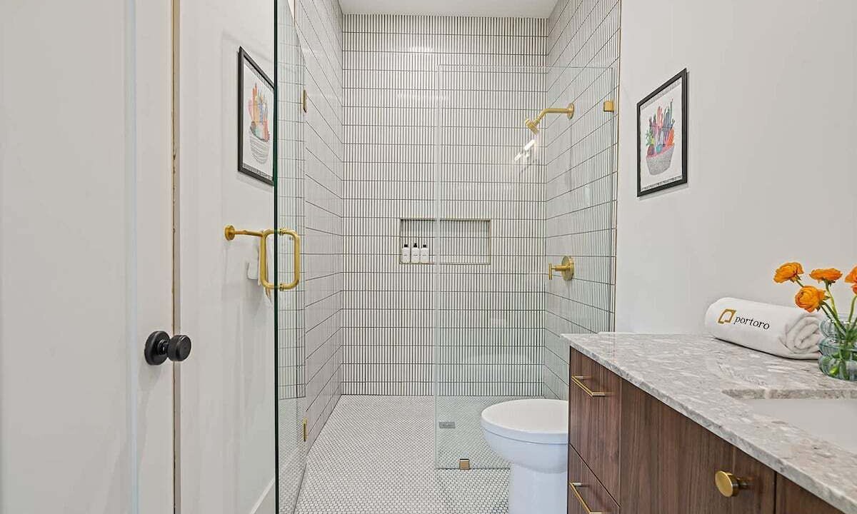 Photo of Bathroom in Apache Shores