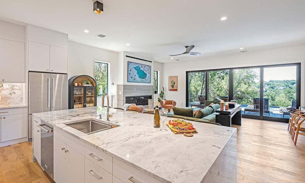 Photo of Kitchen in Apache Shores