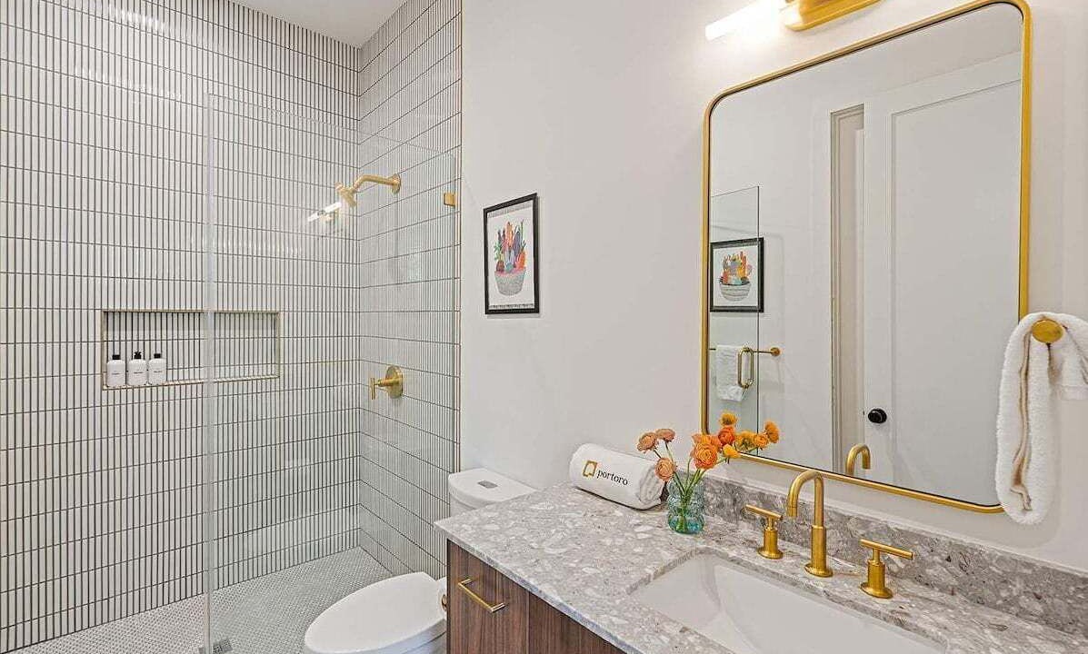 Photo of Bathroom in Apache Shores