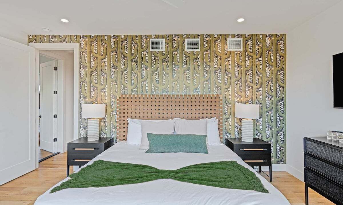 Photo of Bedroom in Apache Shores