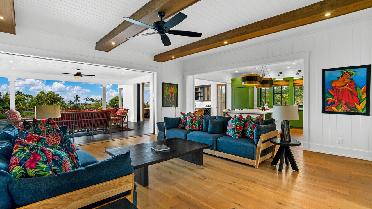 Photo of Livingroom in Poipu