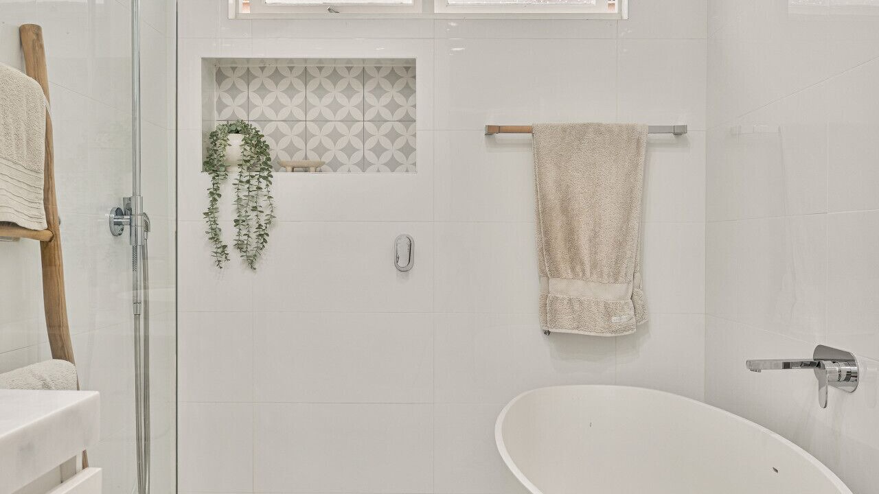 Photo of Bathroom in Willoughby East