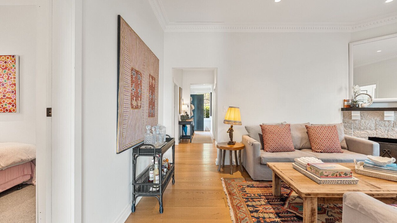 Photo of Livingroom in Willoughby East