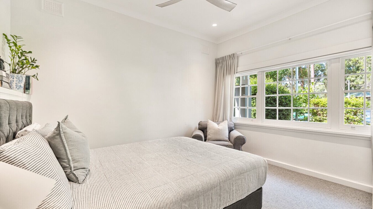 Photo of Bedroom in Willoughby East