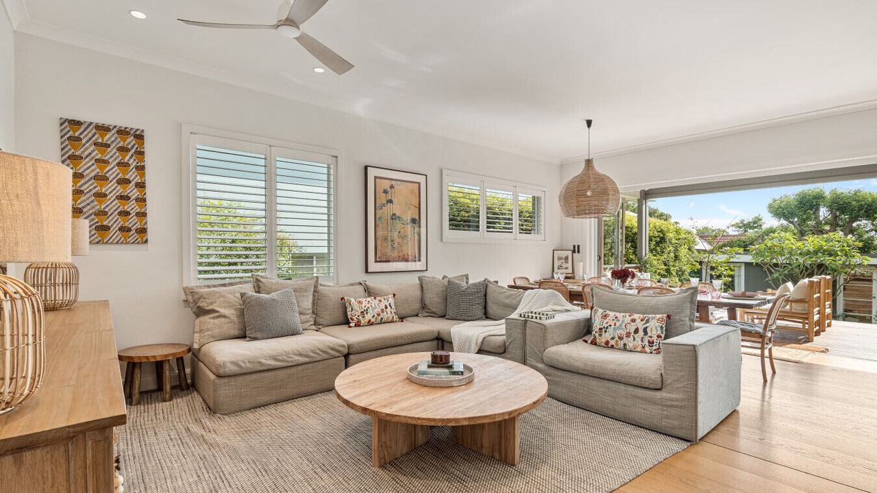 Photo of Livingroom in Willoughby East